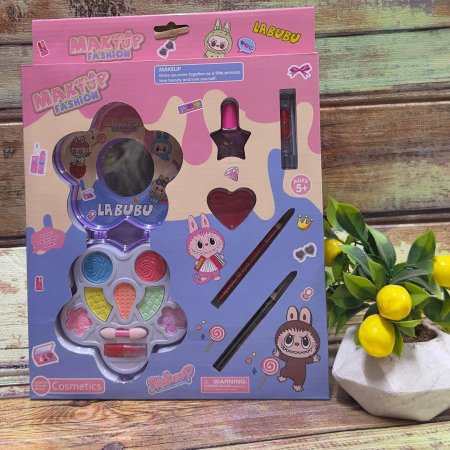 لعبة مكياج اطفال لابوبو