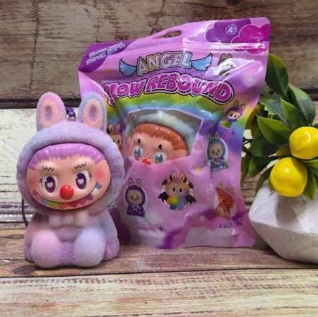 سكوشي لابوبو مضيء