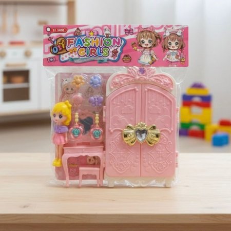 لعبة بنت مع تواليت وخزانه