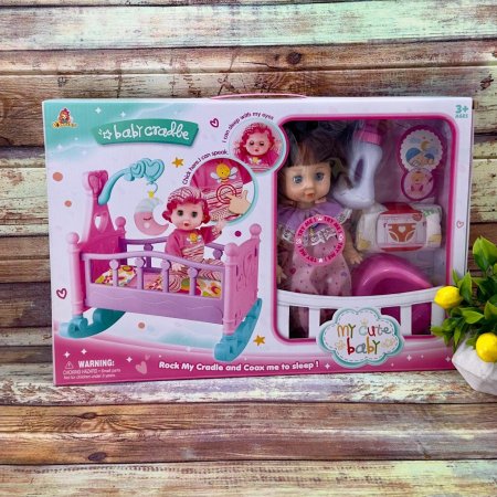 لعبة بيبي مع سرير