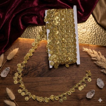 شريط كلفة مزين بليرات ذهبية