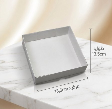 علب كرتون وجه شفاف 13.5*13.5 cm