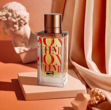 عطر ون تايم من روبروكا للنساء