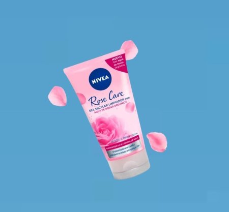 غسول الوجه NIVEA Rose Care Micellar المزود بماء الورد العضوي