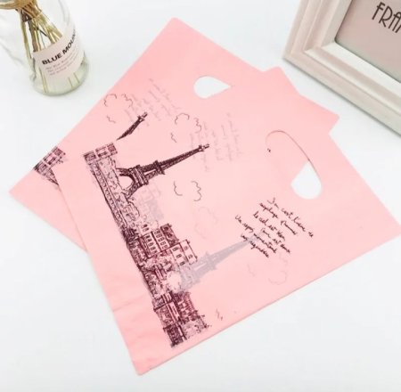 اكياس هدايا ربطه 100 كيس حجم 30*40  cm